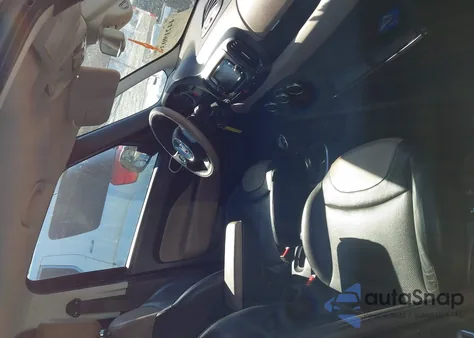 2015 Fiat 500L Lounge из США, поврежденный, VIN ZFBCFACH3FZ032211